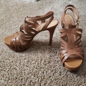 Guess Oliane platform sandals